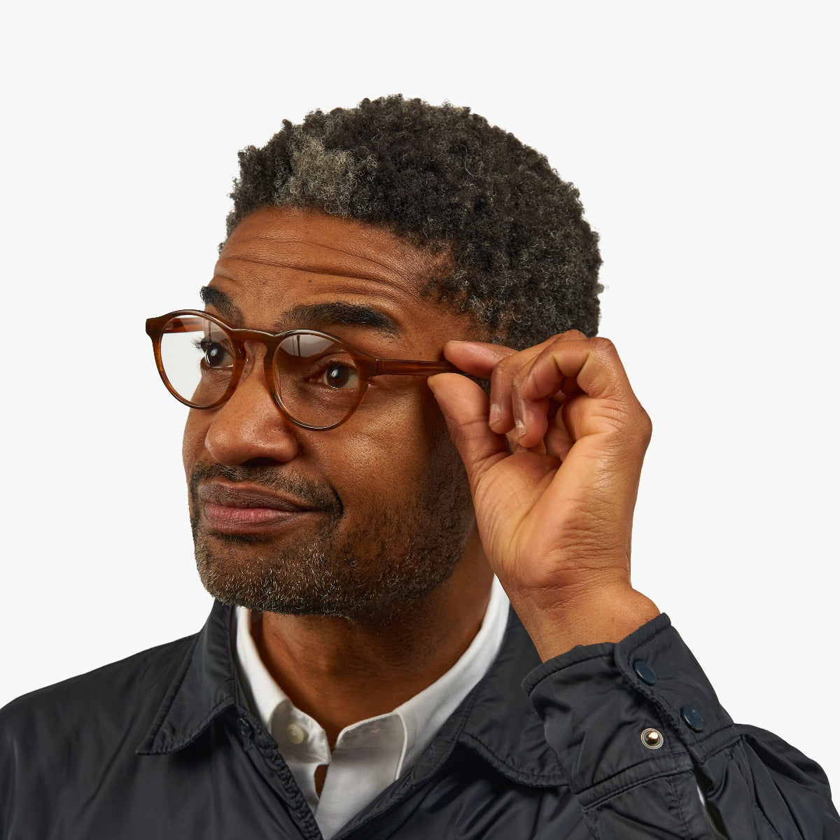 Luxreaders stylish Men's Trondheim Shiny Walnut Blue light glasses. Made from Acetate in a Round shape.