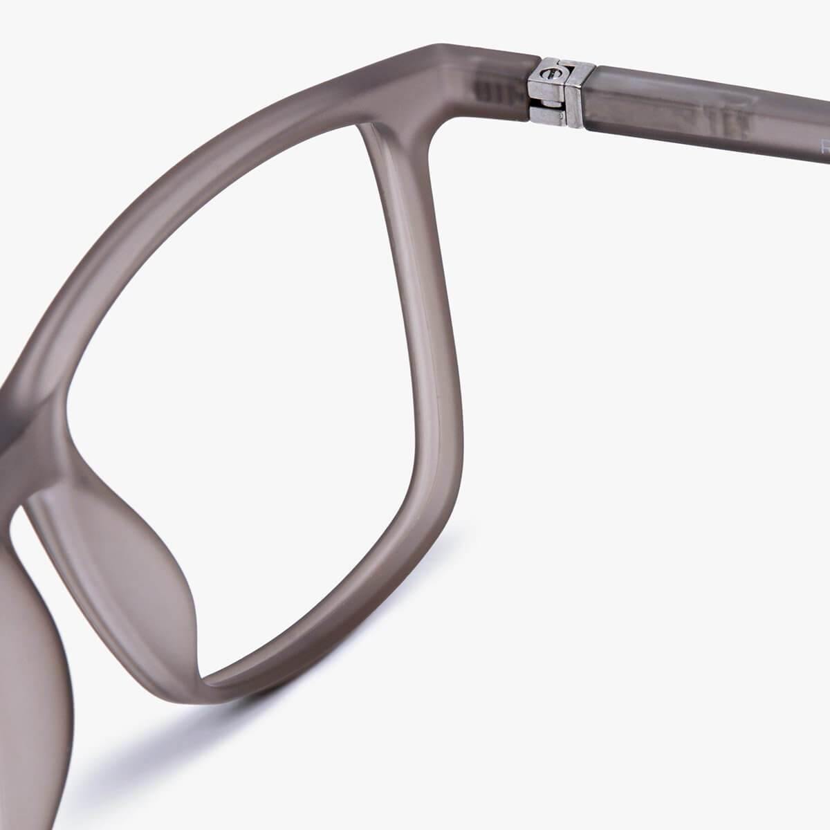 Luxreaders stylish Men's København Grey Blue light glasses. Made from Rubber in a Square shape.