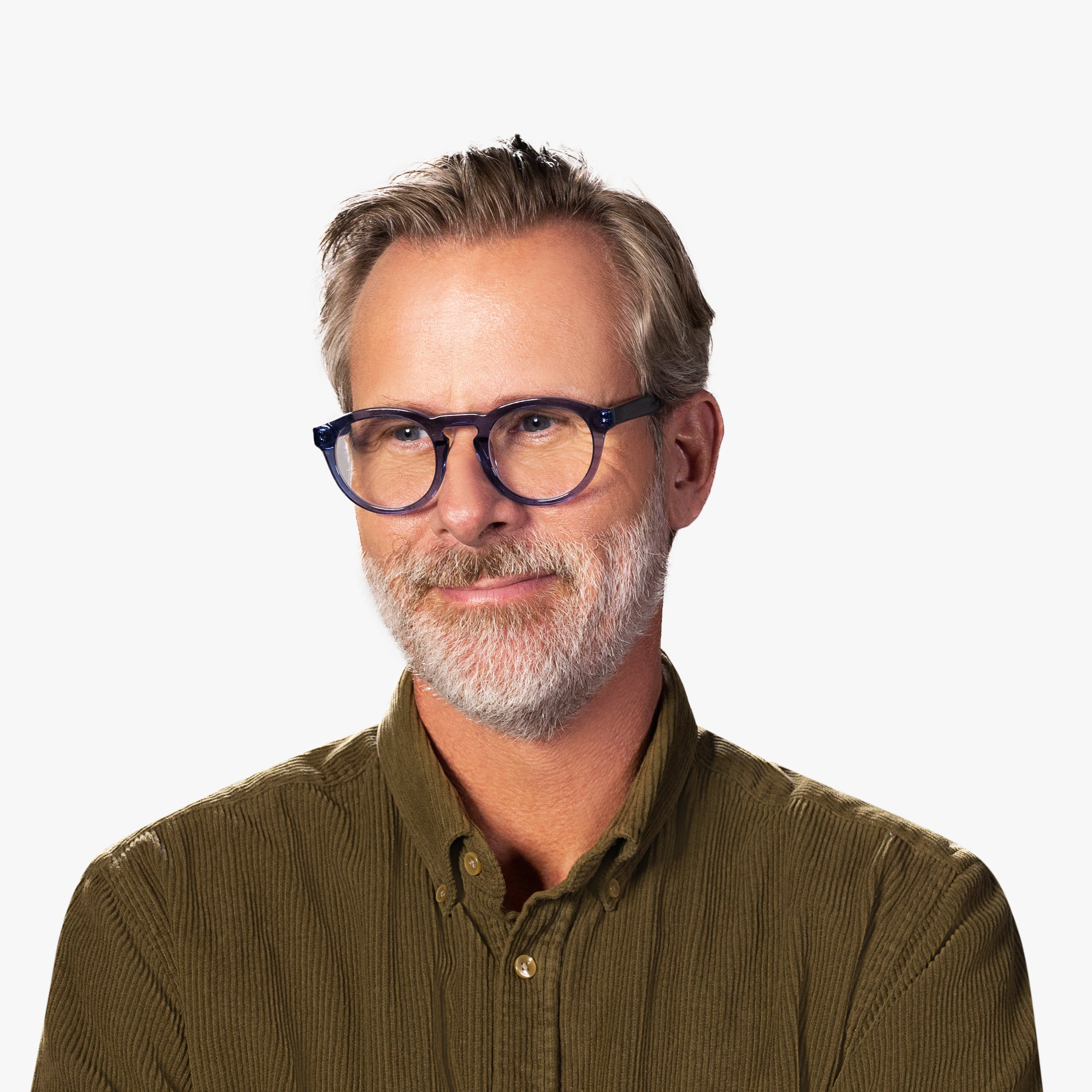 Person wearing Gråsten Crystal Blue reading glasses