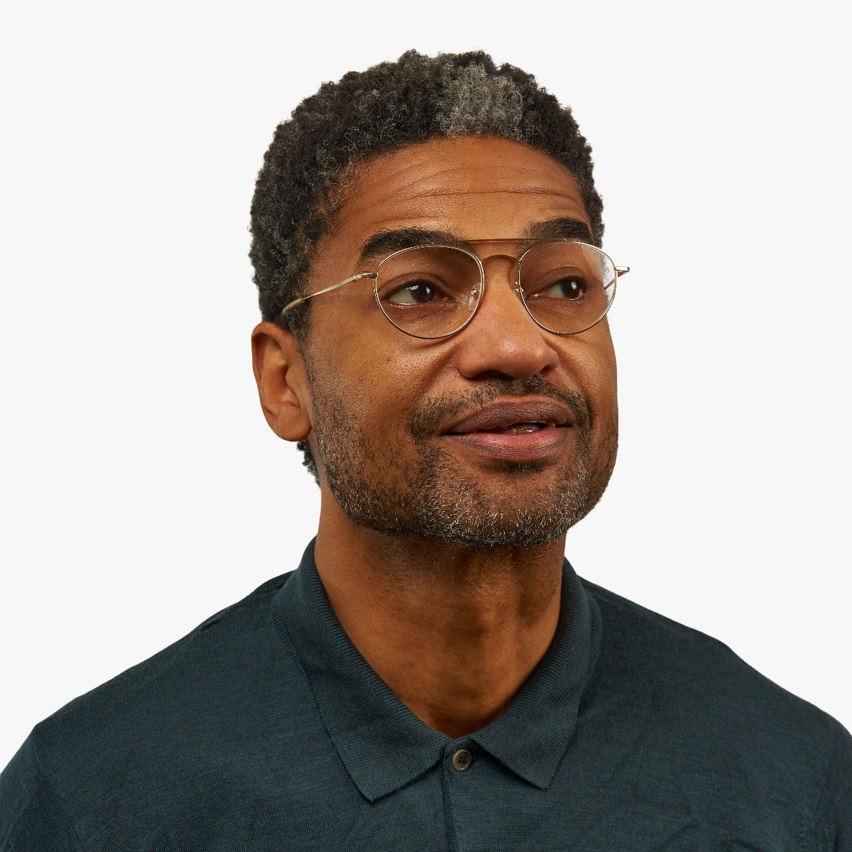 Person wearing Men's Göteborg Gold glasses