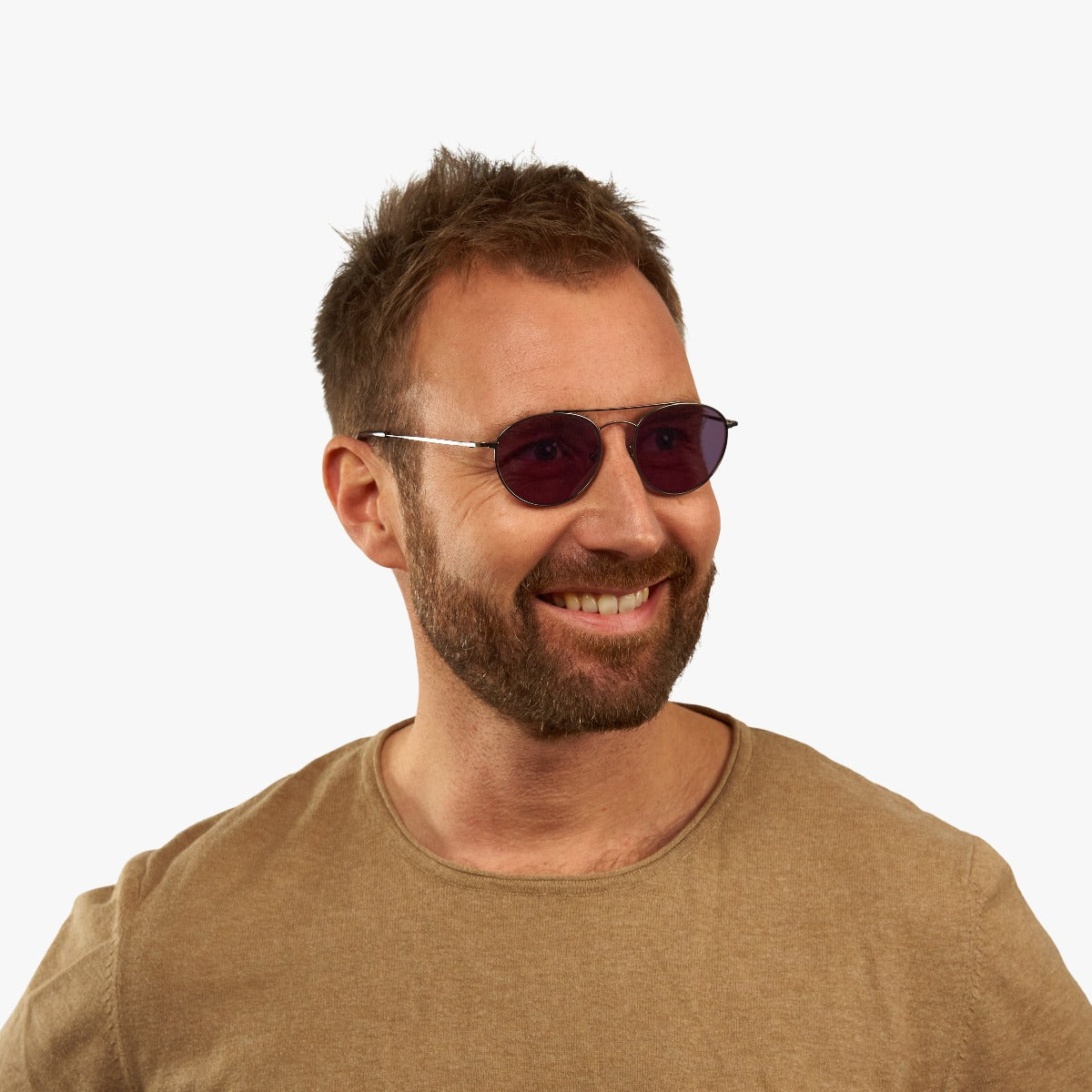 mens-goteborg-gun_sunglasses_male-model-1.jpg?v=1771423224&width=1200
